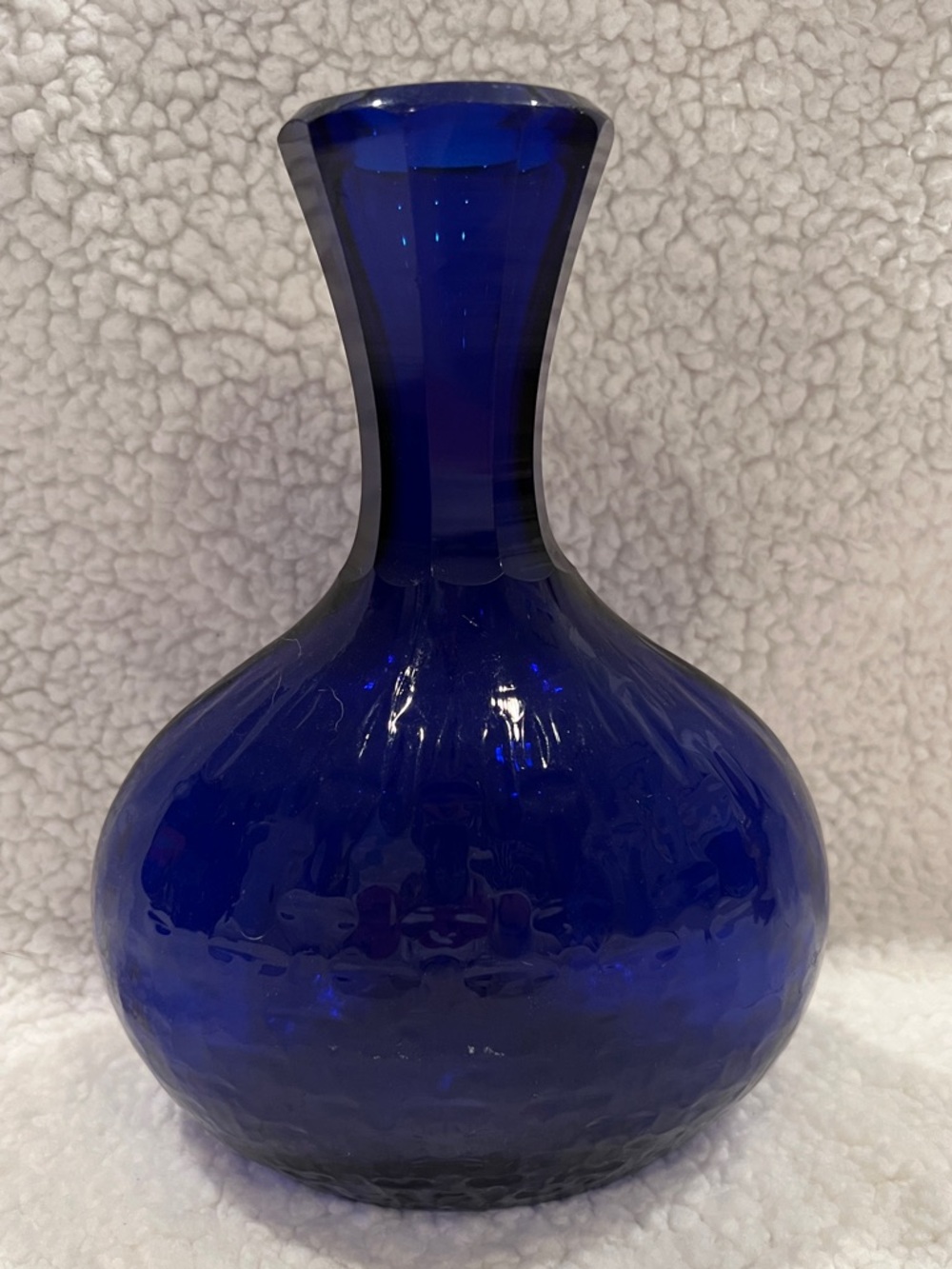 Cobalt Blue Vase Ribbed Optic Glass Amphora Shape Hand Blown Art Glass 9” tall